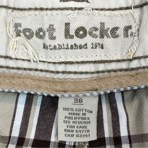 Foot Locker Plaid Bermuda Chino Shorts Cream Brown 36 - Picture 6 of 7